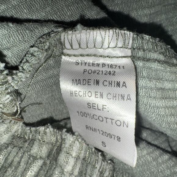 Entro High Waisted Shorts Corduroy Green Size Small - Picture 4 of 8